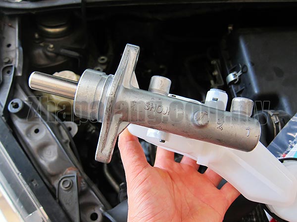 Shoji Brake Master Cylinder Pump For Perodua Myvi 1 3 With Abs Shoji Brake Master Cylinder Pump For Perodua Myvi 1 3 With Abs Image 2